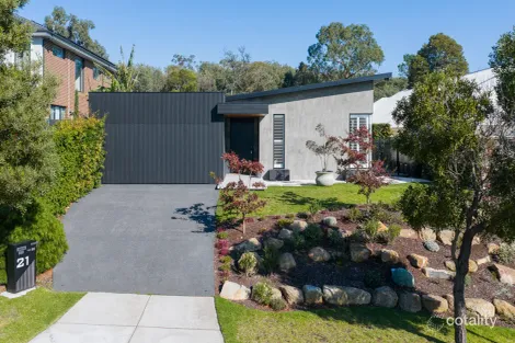 21 Peter Chance Cres, Langwarrin, VIC 3910