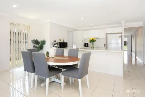 Property photo of 10 Collingrove Circuit Pimpama QLD 4209