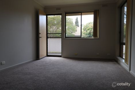 Property photo of 2/1 Cliff Avenue Strathdale VIC 3550