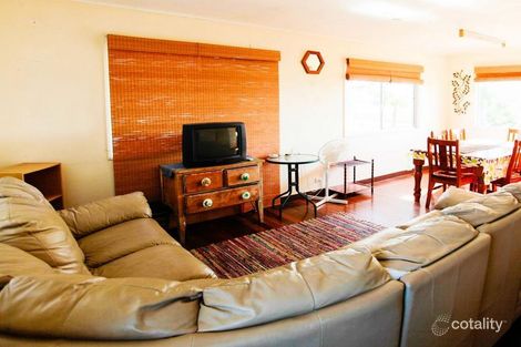 Property photo of 6 Railway Parade St Lawrence QLD 4707