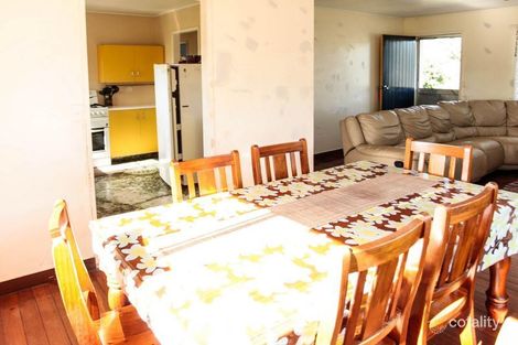 Property photo of 6 Railway Parade St Lawrence QLD 4707