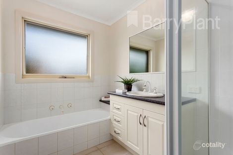 Property photo of 20 Penington Street Glen Waverley VIC 3150