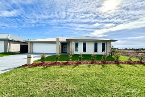 5 Peony Ave, Old Bar, NSW 2430