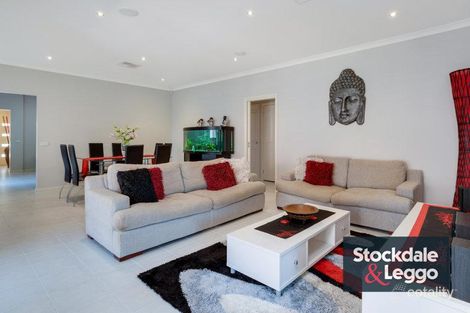 Property photo of 19 Le Page Run South Morang VIC 3752