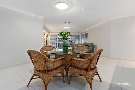 Property photo of 5 Holm Place Carindale QLD 4152