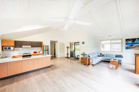 9 Harwood St, Yamba, NSW 2464