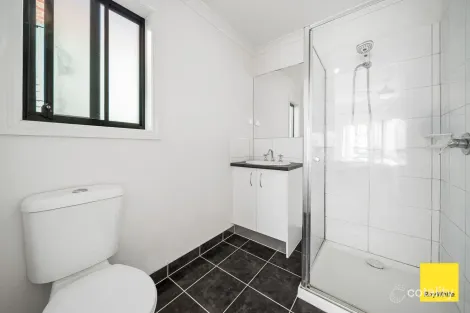 Property photo of 30 Everlasting Rise Kangaroo Flat VIC 3555