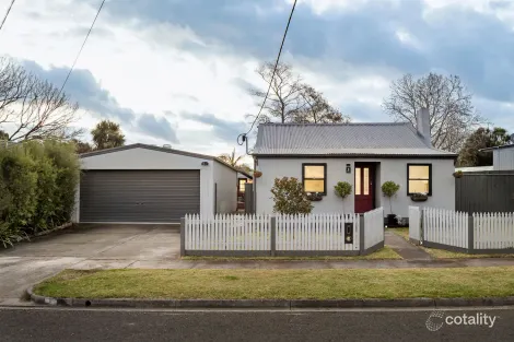 Property photo of 8 Baxter Crescent Baxter VIC 3911