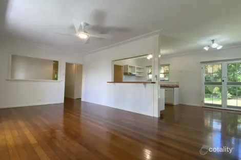 Property photo of 15 Billington Street Labrador QLD 4215