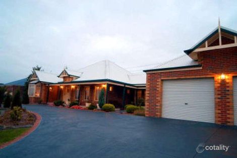 5 Settlers Hill Pl, Narre Warren North, VIC 3804