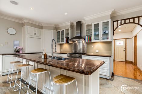 Property photo of 12 Carlisle Drive Beaconsfield VIC 3807