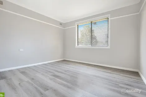 Property photo of 4 Cornwell Place Berkeley NSW 2506
