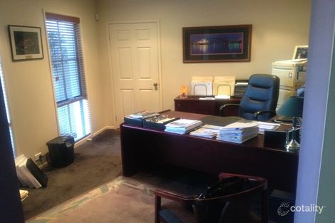 Property photo of 17 Lakeshore Close Kilaben Bay NSW 2283