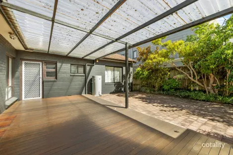 655 Warringah Rd, Forestville, NSW 2087
