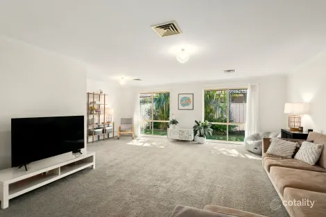 Property photo of 9 Fleet Crescent Albion Park NSW 2527