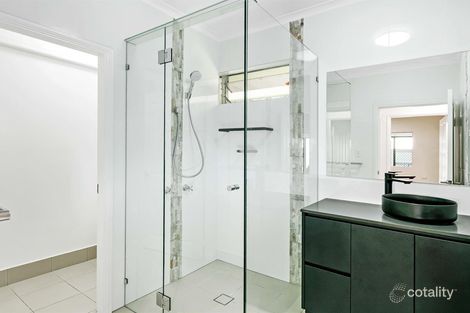 Property photo of 2/28-30 Old Smithfield Road Freshwater QLD 4870