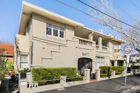 3/8 Glen Huntly Rd, Elwood, VIC 3184