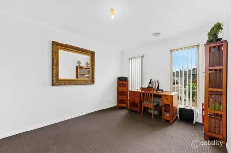 Property photo of 1 St Laurent Boulevard Point Cook VIC 3030
