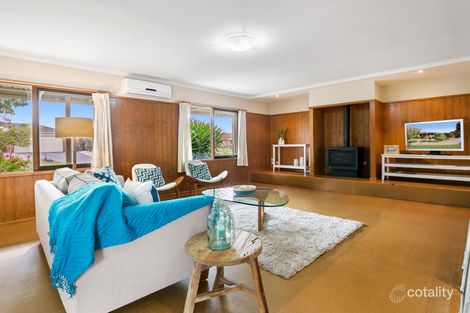 Property photo of 15 Clifton Park Drive Carrum Downs VIC 3201