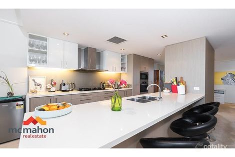 50/2 Brighton Rd, Scarborough, WA 6019