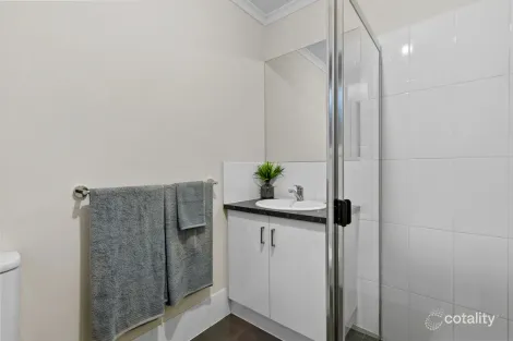 Property photo of 25 Holland Way Evanston SA 5116