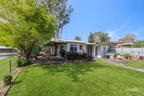 298 Tuggerawong Rd, Tuggerawong, NSW 2259
