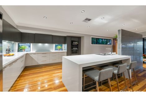 Property photo of 155 Gibson Crescent Bellbowrie QLD 4070