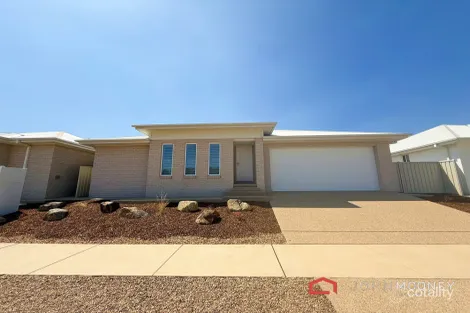 90 Indigo Dr, Lloyd, NSW 2650