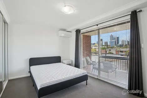 Property photo of 32/10 Pendal Lane Perth WA 6000