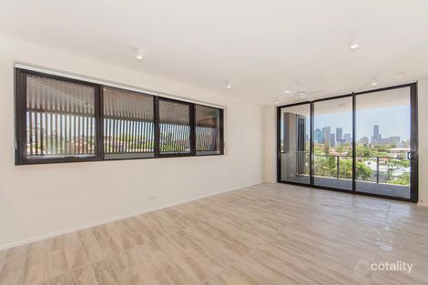 Property photo of 504/36 Anglesey Street Kangaroo Point QLD 4169