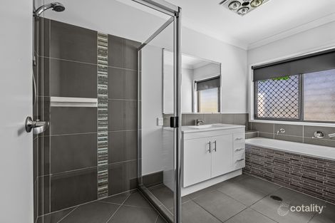 Property photo of 5 Rosemary Street Deebing Heights QLD 4306