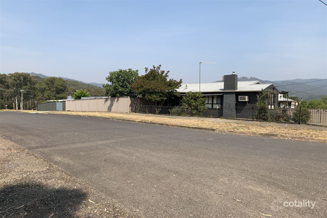 Property photo of 28 Fourth Street Eildon VIC 3713