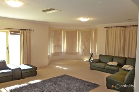 Property photo of 32 Homebush Road Cairnlea VIC 3023