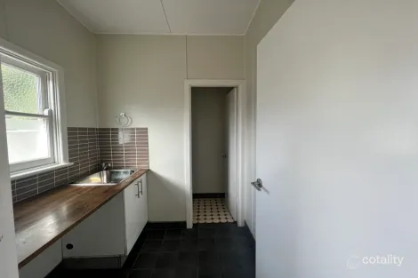 Property photo of 1/14 Cox Avenue Nowra NSW 2541