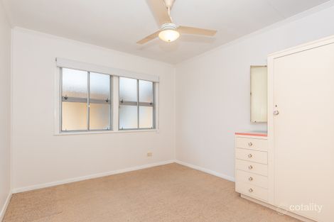 1/17 Ernest St, Woody Point, QLD 4019