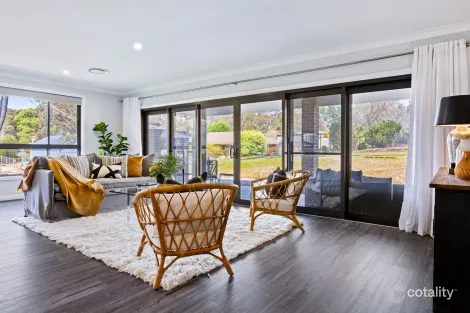 Property photo of 15 Seiberi Close Blackheath NSW 2785