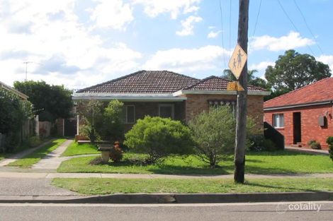 11 Lucas Rd, East Hills, NSW 2213