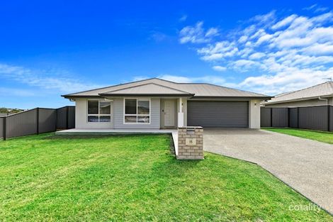 Property photo of 15 Canecutter Court Kawungan QLD 4655
