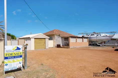 30 Stroud St, Beachlands, WA 6530