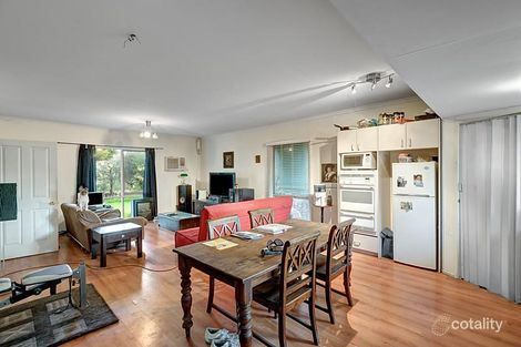 Property photo of 11 Grand Boulevard Montmorency VIC 3094