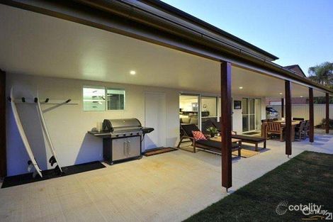 Property photo of 9/25-27 Twenty-Second Avenue Sawtell NSW 2452