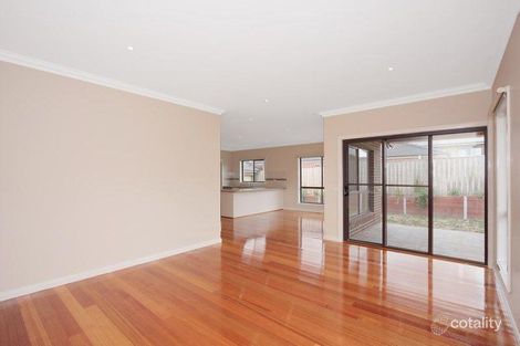 Property photo of 15 Roaming Road Doreen VIC 3754