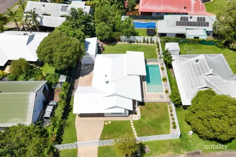 Property photo of 2 Stanford Way Durack NT 0830