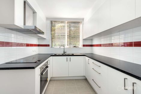 Property photo of 4/10 James Street Box Hill VIC 3128