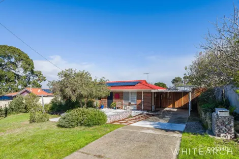 Property photo of 40 Colne Way Girrawheen WA 6064