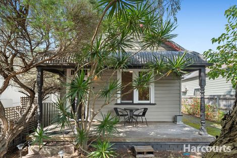 14 Albion St, Mayfield East, NSW 2304