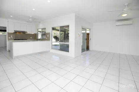 6 Mcrobbs Cl, Edmonton, QLD 4869