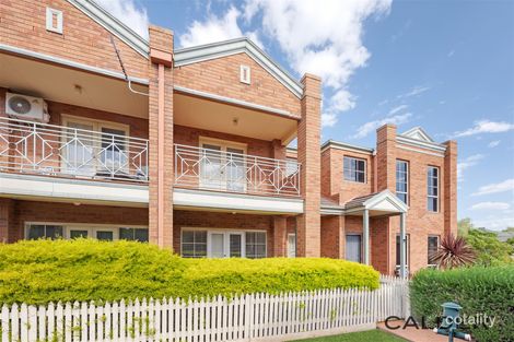 12 Wattletree Dr, Taylors Hill, VIC 3037