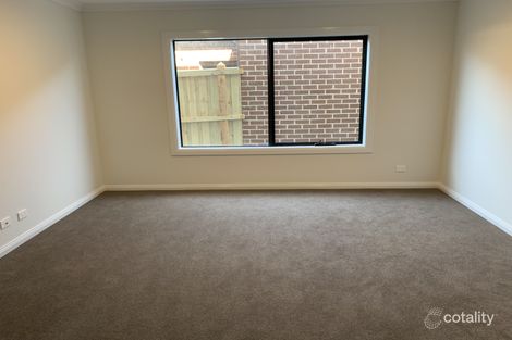 Property photo of 10 Donahue Street Truganina VIC 3029