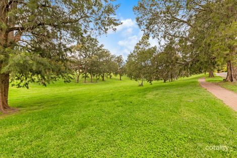 Property photo of 39 Woodhall Drive Happy Valley SA 5159